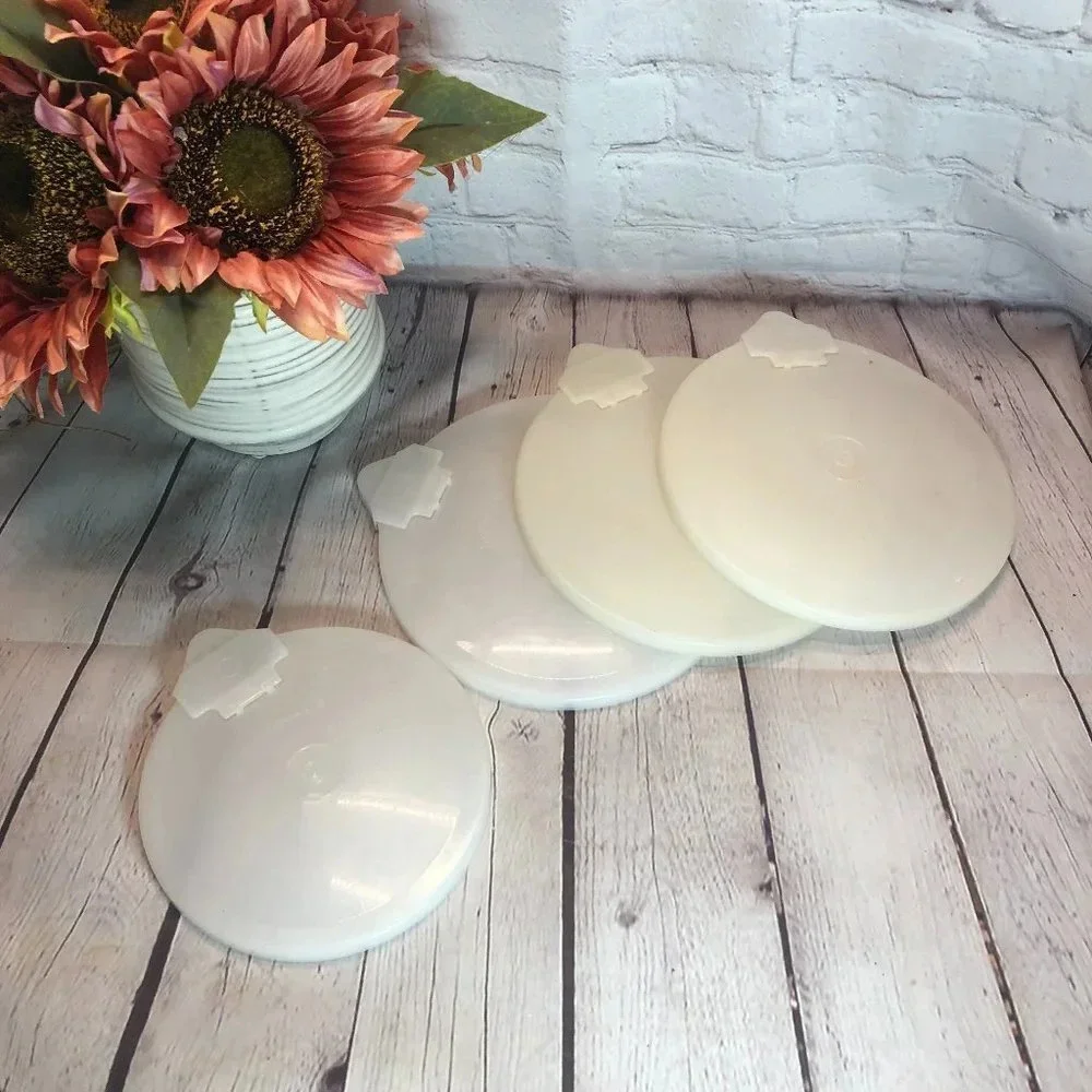 vintage Tupperware MIX N STIR small and large cover